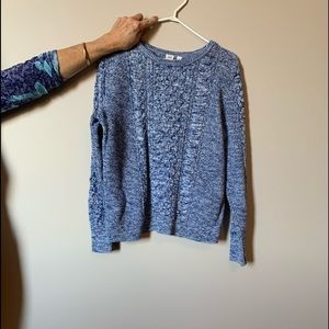 Gap cable knit